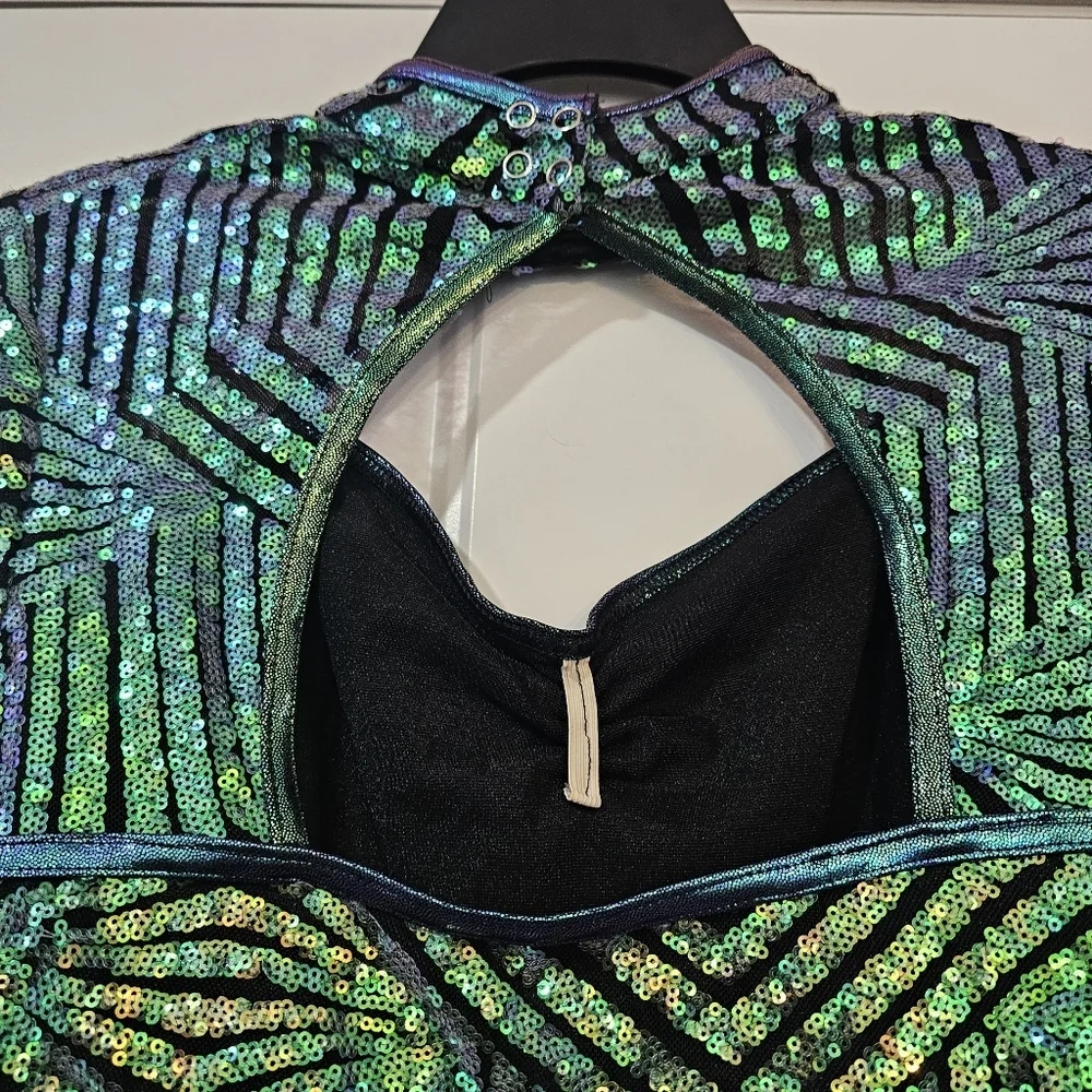 Dancer And Skater Costume Size XS With One Flaw The Sequince Like Messy As Seen